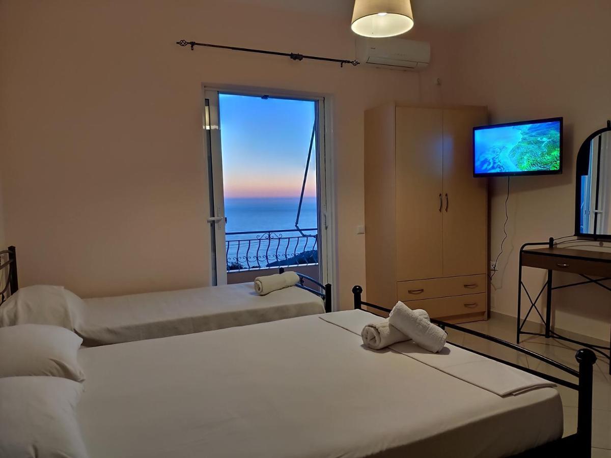 Let Rooms Lukova Εξωτερικό φωτογραφία