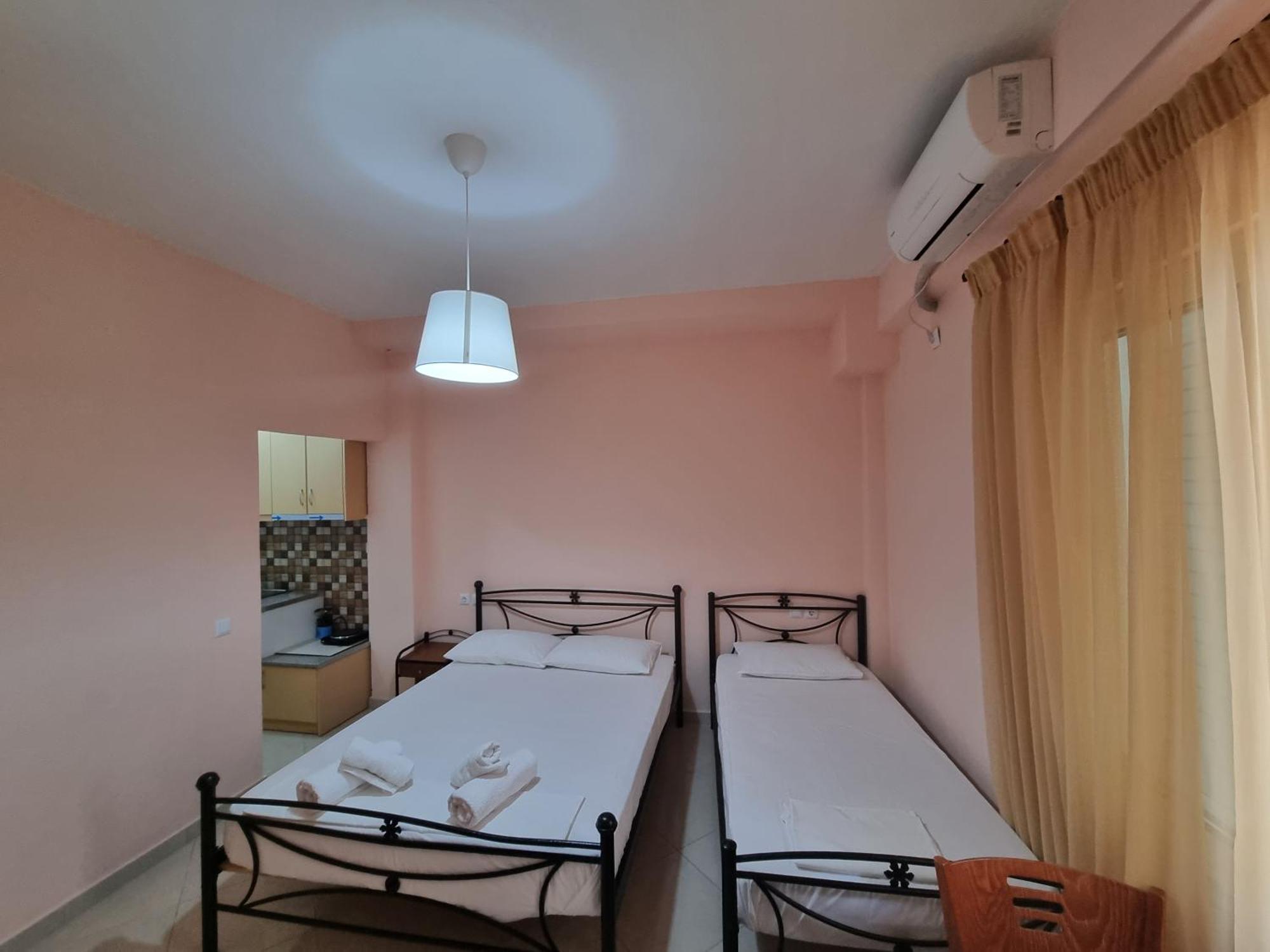 Let Rooms Lukova Εξωτερικό φωτογραφία