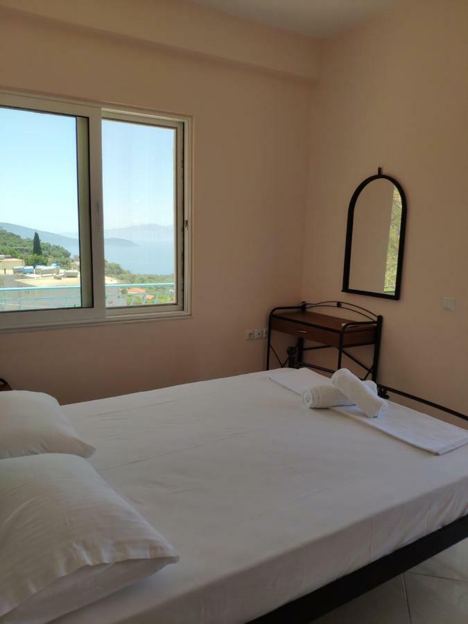 Let Rooms Lukova Εξωτερικό φωτογραφία