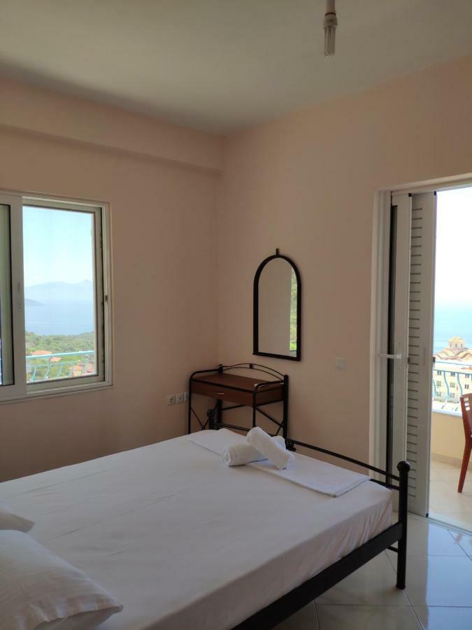 Let Rooms Lukova Εξωτερικό φωτογραφία