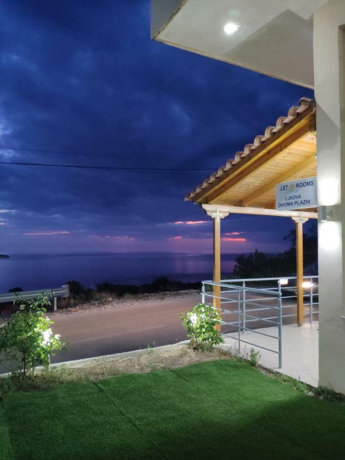 Let Rooms Lukova Εξωτερικό φωτογραφία